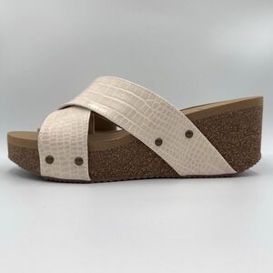 Chunky Platform Sandals Women 11 Beige Croco Wedge‎ NEW Volatile Riverside